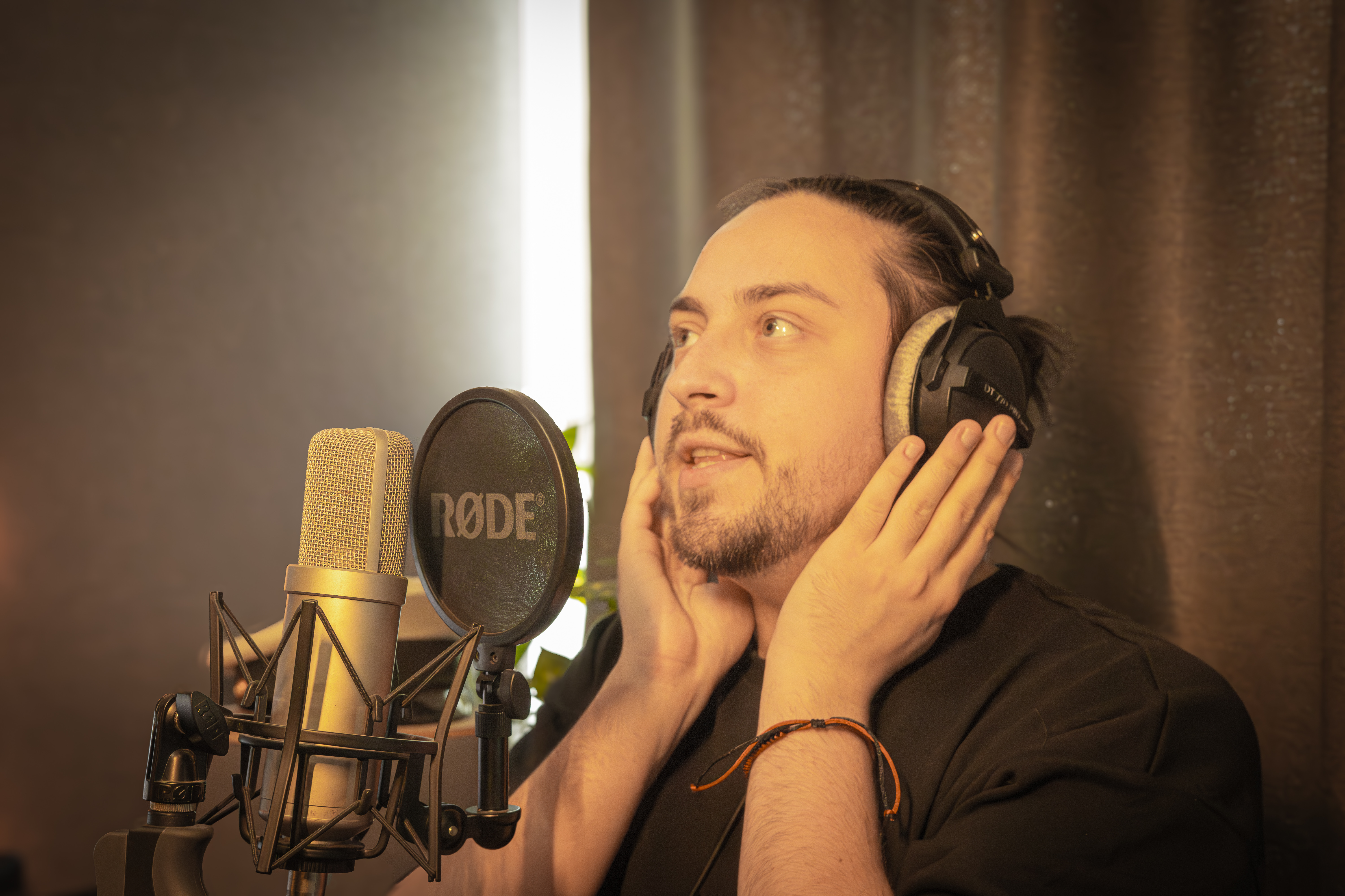 Я пою в студии. И вы тоже можете